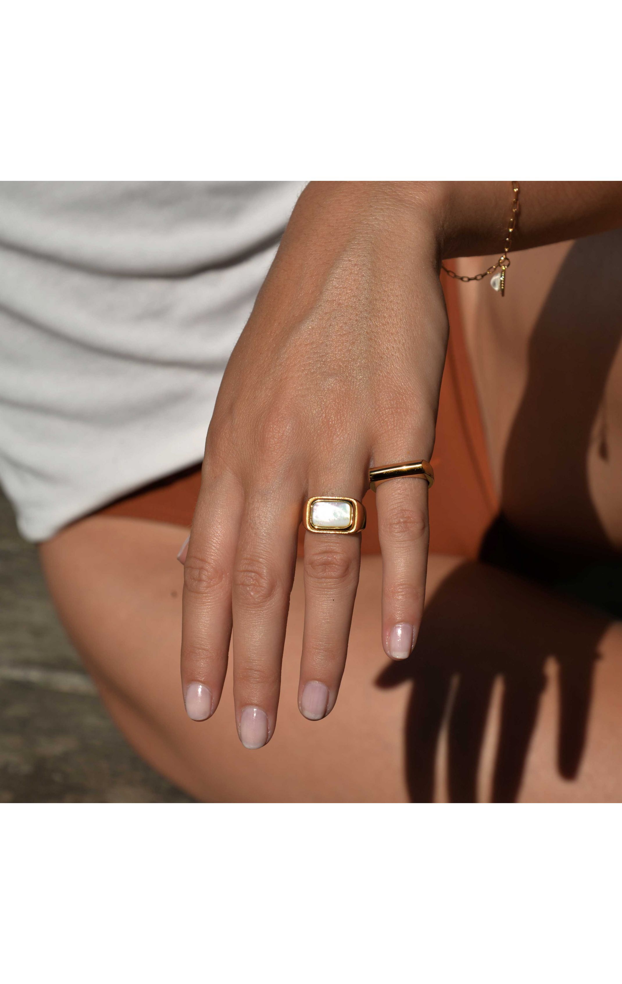 Ring Cleo White