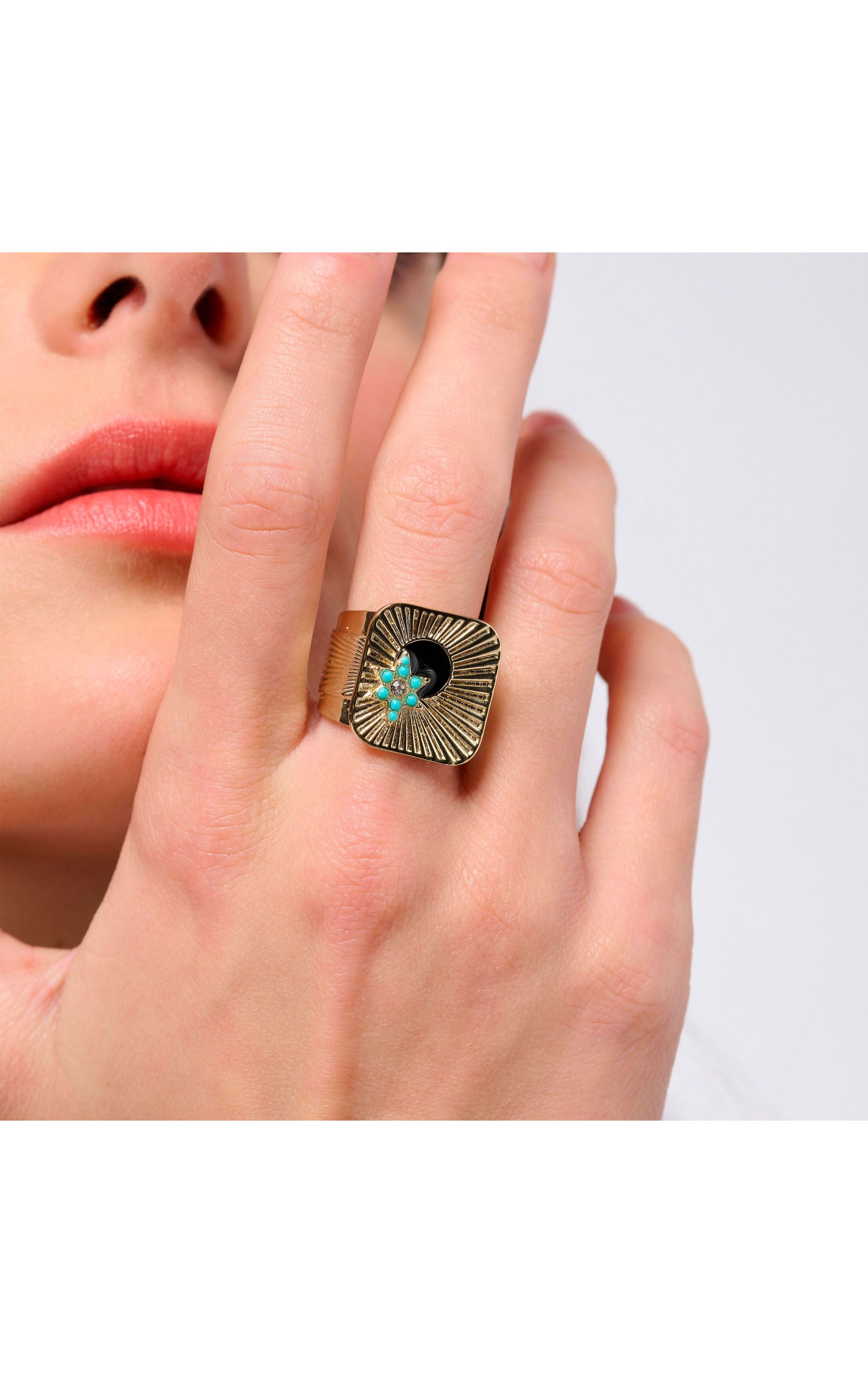 Ring Caprice Gold