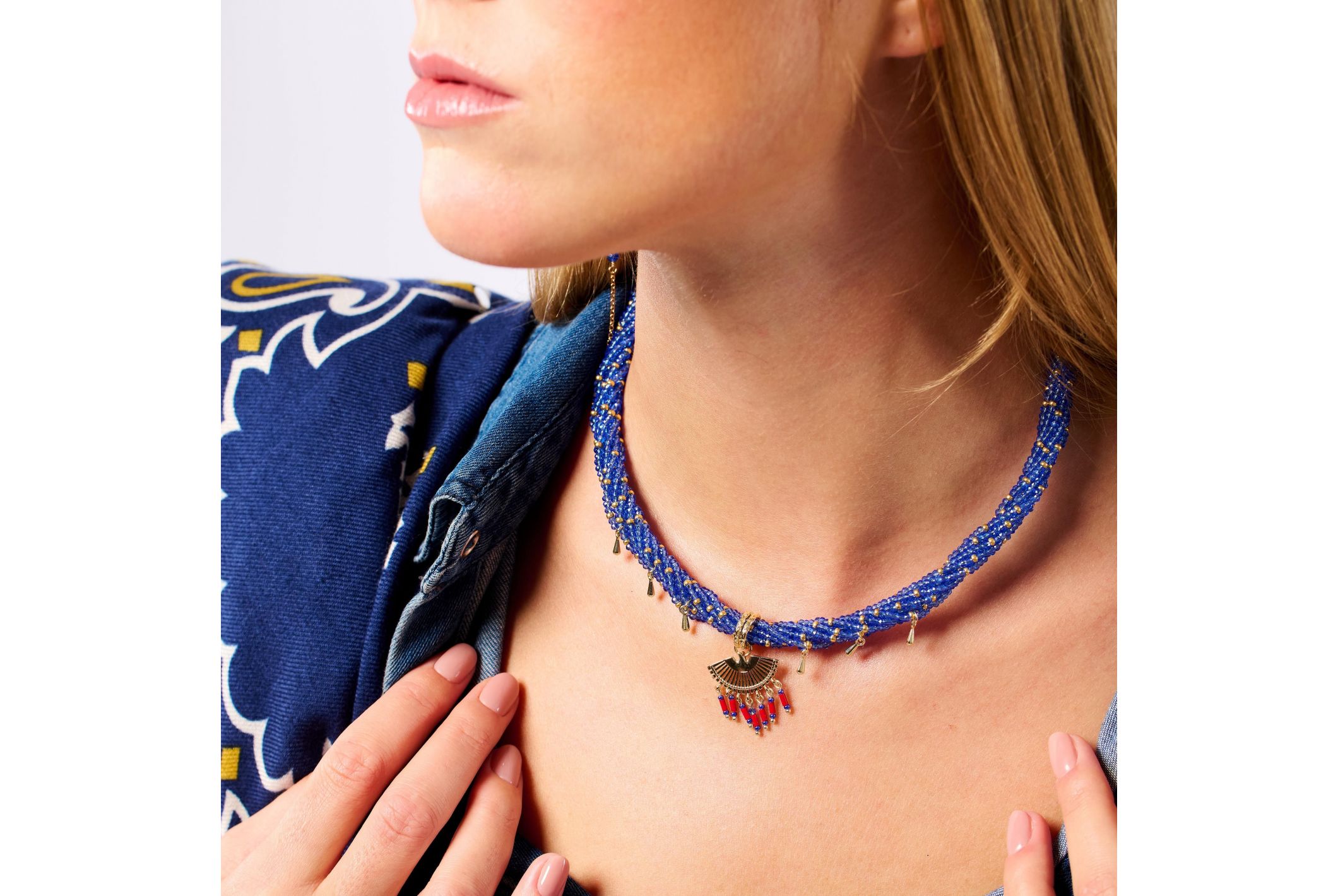Collier Bilkis Bleu